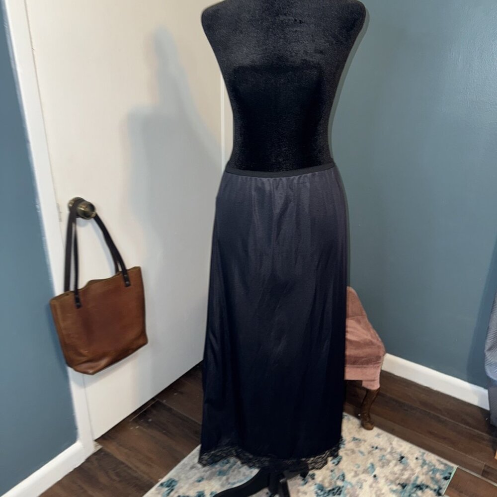 Vintage Opalaire Antron Nylon Half Slip High Slit Lace Trim Black Size Medium